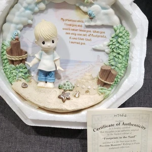 Precious Moments "Footprints in the Sand" 3D Collector Plate Walking in Faith - Picture 1 of 6