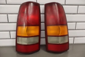 99-02 Chevy Silverado GMT800 OEM Tail Lights Pair Left/Right - Picture 1 of 24