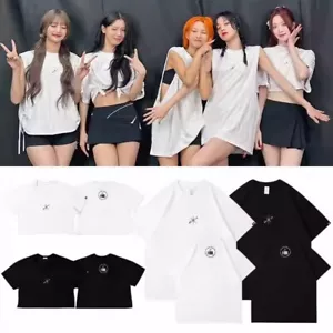 T-SHIRT 2024 World Tour IDOL a Seoul maglietta manica corta/ombelico - Foto 1 di 8