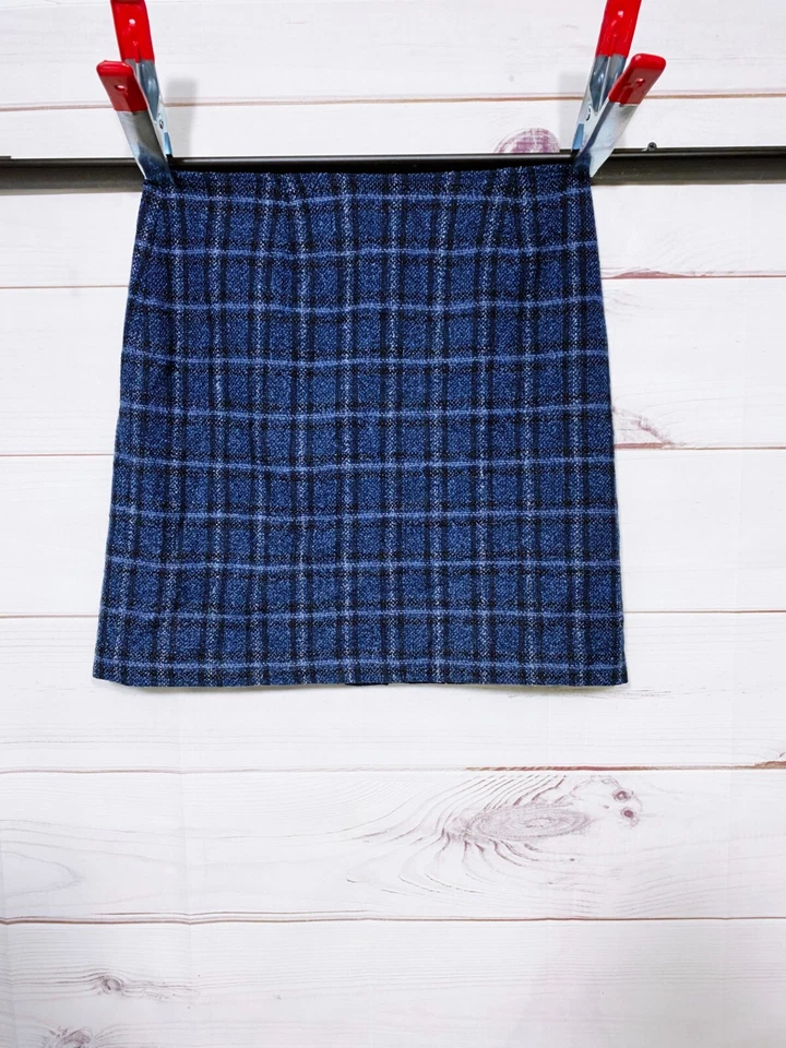 Petite Sophisticate Womens Skirt Size 10 Blue Plaid Lined Back Zip Slit Wool - Image 1 of 4