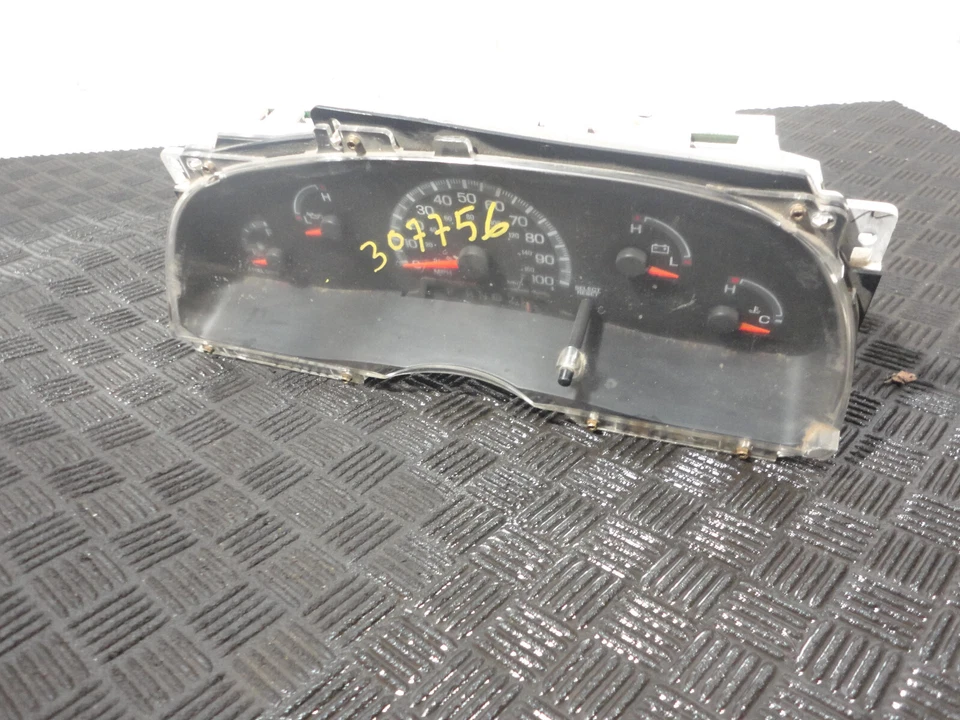 Ford F-150 XL 2000 cabina regular 4,6 L tracción trasera A/T velocímetro cuadro de instrumentos 307.756 Foto 1 de 4