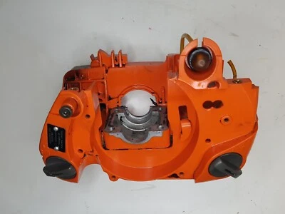 carter moteur de tronçonneuse Husqvarna 235e - 545061101 - Photo 1/4