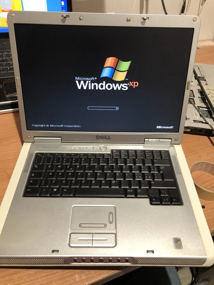 Dell Inspiron 6000 - Immagine 1 di 1