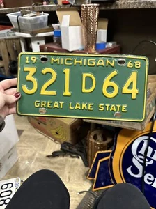 1968 Michigan Dealer License Plate 321 D64 Great Lake State - Picture 1 of 19