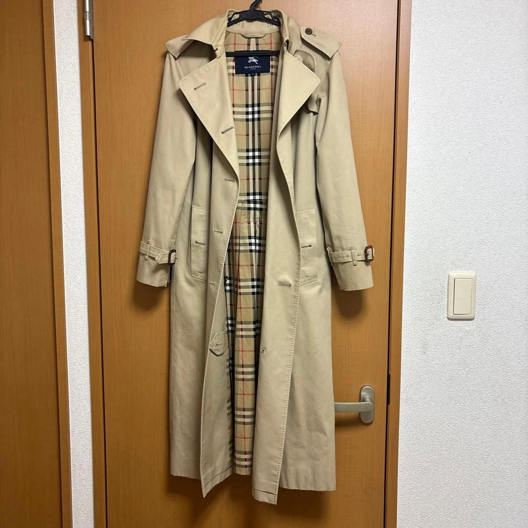 ジャケット・アウター Special Vintage Burberry coat for Women vintage Burberry Trench coats for Women - Vestiaire Collective
