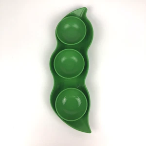 3 Erbsen in einer Schote Chip & Dip Set Gewürze Gemüse Süßigkeiten grün Kunststoff Markenlos - Bild 1 von 9