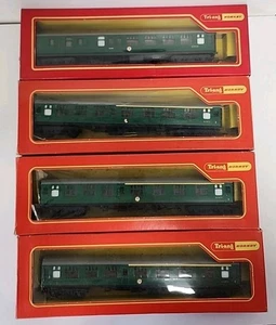 Tri-ang Hornby OO Gauge Green Coaches X4 Boxed - Picture 1 of 11