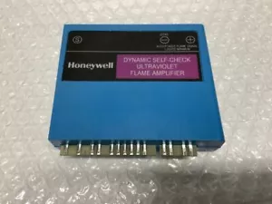 R7861A1018 - HONEYWELL Flame signal amplifier RECONDITIONNE - Bild 1 von 3