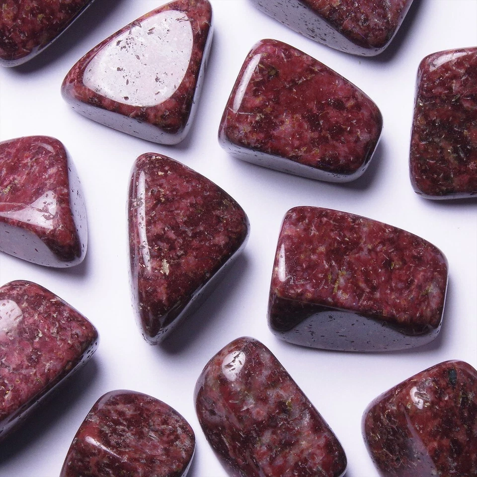 ★☆ JASPE ROUGE de Chine - Pierres roulées à l'unité - 2 à 3 cm ☆★ - Photo 1/1