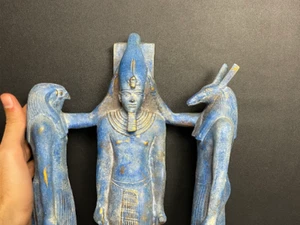 The triad of Rameses III, the god Horus and the god Seth  - Picture 1 of 6