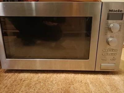Miele Mikrowelle, defekt - für Bastler/Ersatzteile - Bild 1 von 3