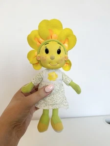 Fifi and the Flowertots Primrose Plush Soft Toy Approx 8” - Picture 1 of 5