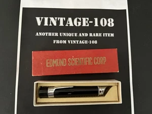 Vintage Pocket Microscope Edmund Scientific Co. Barrington NJ Japan Rare - Picture 1 of 2