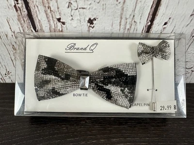 Prendedor de pajarita y solapa ajustable con estrás negro y plateado marca Q Foto 1 de 3