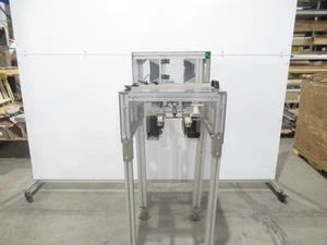 Carton Box Flipper With Adjustable Motorized Side Belts - Imagen 1 de 12
