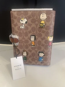 Coach X Peanuts Notizbuch in Signature Canvas 2025 CBL21 - Bild 1 von 6