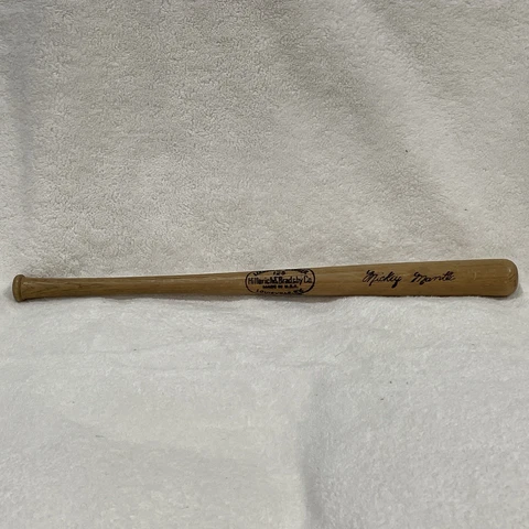 VINTAGE 1950's Mickey Mantle Mini 16 Inch Bat, New York Yankees, LOOK!! Cover