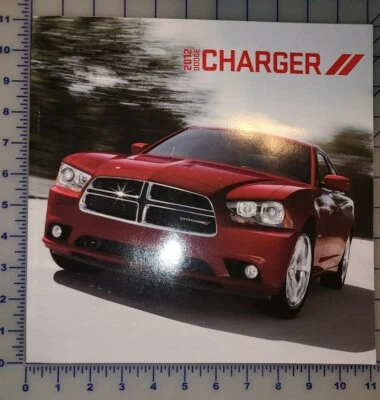 Dodge Charger 2012 folleto + tarjeta de especificaciones  Foto 1 de 2