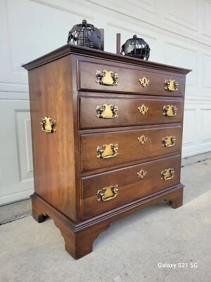 Pennsylvania House Nightstand 4 Drawer Gorgeous Traditional Chippendale Style - Image 1 of 4