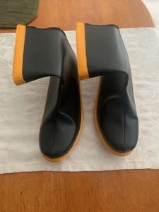 Star Trek Lower Decks Stiefel US Größe 12 gelb (Betrieb) - Bild 1 von 6