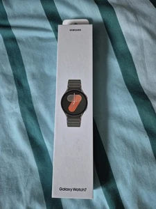 Samsung Galaxy Watch7, Bluetooth, 40mm, Galaxy Al, Aluminium, Green - Picture 1 of 6