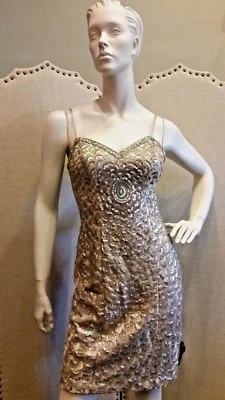 Vestido de cóctel Sue Wong beige nailon con cuentas sin mangas talla 2 Foto 1 de 4