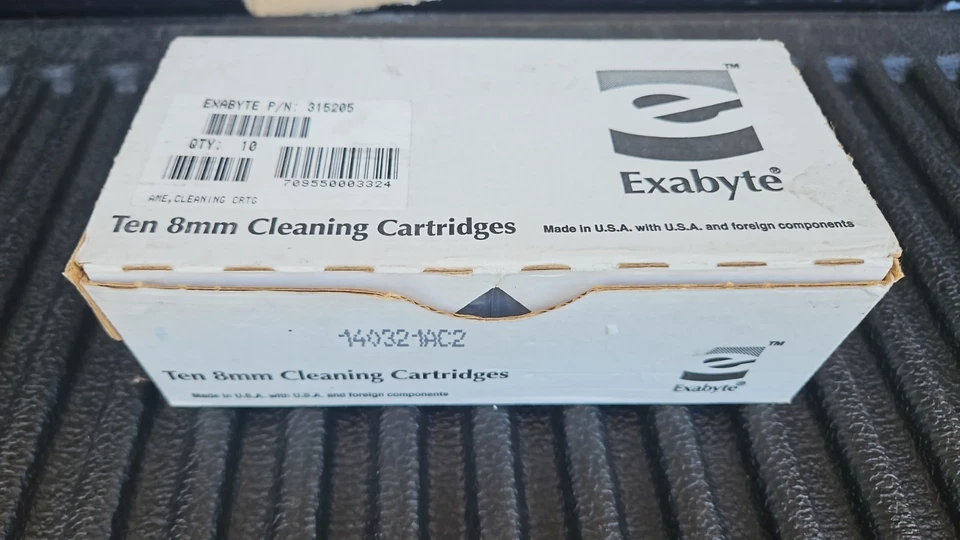 Exabyte 315205 8mm Mammoth Cleaning Cartridge – 18-Pass, 12 Cleanings - Image 1 of 1