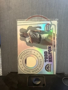 2005 TOPPS TODD HELTON 2-COLOR PATCH PACK WARS - Picture 1 of 2