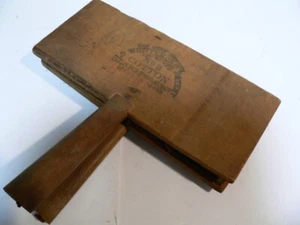 PAIR of Old Whittemore No. 10 Cotton Carder Sheep Wool Combs Brushes L.S. Watson - Picture 1 of 8