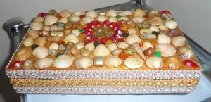 Nice Empty Wooden Coronas Cigar Box Covered With Shells - Good Clean Condition! - Picture 1 of 7