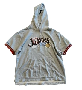 Mitchell & Ness Philadelphia Sixers Kurzarm Hoodie DS HWC NBA GRÖSSE XLARGE - Bild 1 von 4