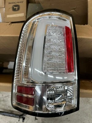 DODGE RAM 20010-2017 LEFT DRIVERS SIDE  REAR/TAIL LIGHT. SPECIAL EDITION. - Изображение 1 из 4