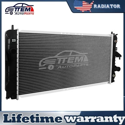 2347 Radiator For 2000-2005 2002 2003 2004 Pontiac Bonneville Buick LeSabre 3.8L Foto 1 de 4
