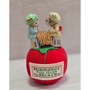 Vtg 1990 Enesco Friendships Are Sewn One Stitch At A Time Pin Cushion Ornament - Picture 1 of 3