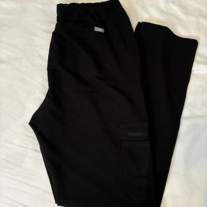 FIGS Men's Cairo Cargo Scrub Pants in Black Size XL Tall - Picture 1 of 13