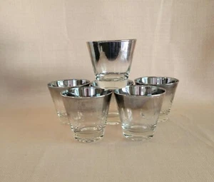 Bicchieri da cocktail vintage Dorothy Thorpe stile anni 60 argento sfumato bordo vetro mercurio MCM - Foto 1 di 15