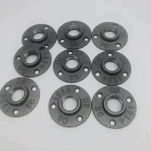 LOT OF 9 DSDST 3/4 BLACK 1914 MALLEABLE IRON FLOOR FLANGE - Picture 1 of 3