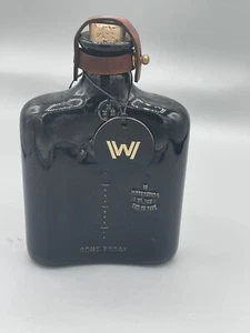Westworld Flask In Moderation till the end of days see pics Cast Crew - Picture 1 of 11