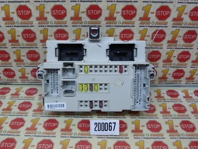 15 Chrysler 200 2015 módulo de control de carrocería BCU BCM CAJA DE FUSIBLES 68145625AJ OEM Foto 1 de 4