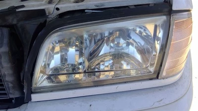 Галогеновая фара для водителя 202 тип C230 подходит для 97–00 MERCEDES C-CLASS - Изображение 1 из 4