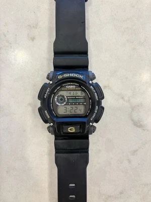 Casio G-Shock DW-9052 Wristwatch for Men - Image 1 of 4
