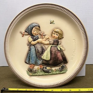 Goebel Hummel 1980 Anniversary Plate Spring Dance #281 TMK 6 - Picture 1 of 2