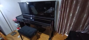 Excellent Yamaha U3 black upright piano with stool . - Picture 1 of 7