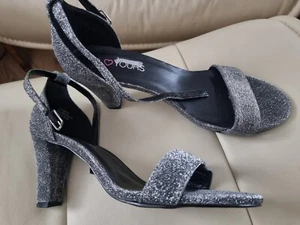 YOURS block Heel Silver Glittery Open Toe Shoes Size 8 BNWT - Picture 1 of 14