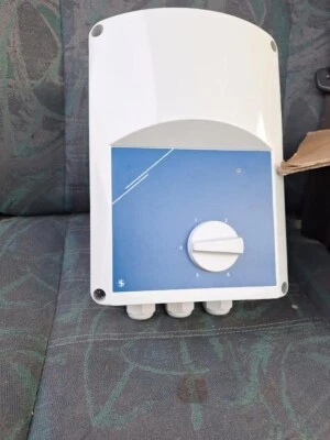 Variateur de vitesse à autotransformateur 3,5 A | 230 VCA - Photo 1/3