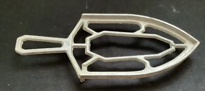 Ancien repose fer aluminium art populaire occasion N - Photo 1/4