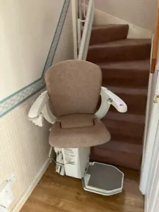 STANNAH STAIRLIFT 260 STARLA CURVED. STONE (WOVEN) FULLY UPHOLSTERED- 2018 - Picture 1 of 19