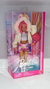 Barbie Deluxe Style - Pink Hair Odile X Lafufu RESTYLED - Picture 1 of 10