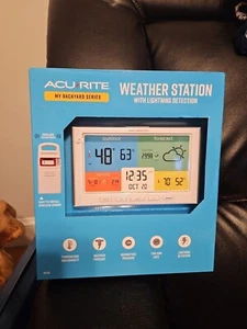 AcuRite 01071SB Weather Station Forecaster with Lightning Detection - Picture 1 of 3