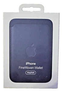 Apple iPhone FineWoven Wallet with MagSafe, Deep Blue (Model A3323) - Photo 1 sur 6
